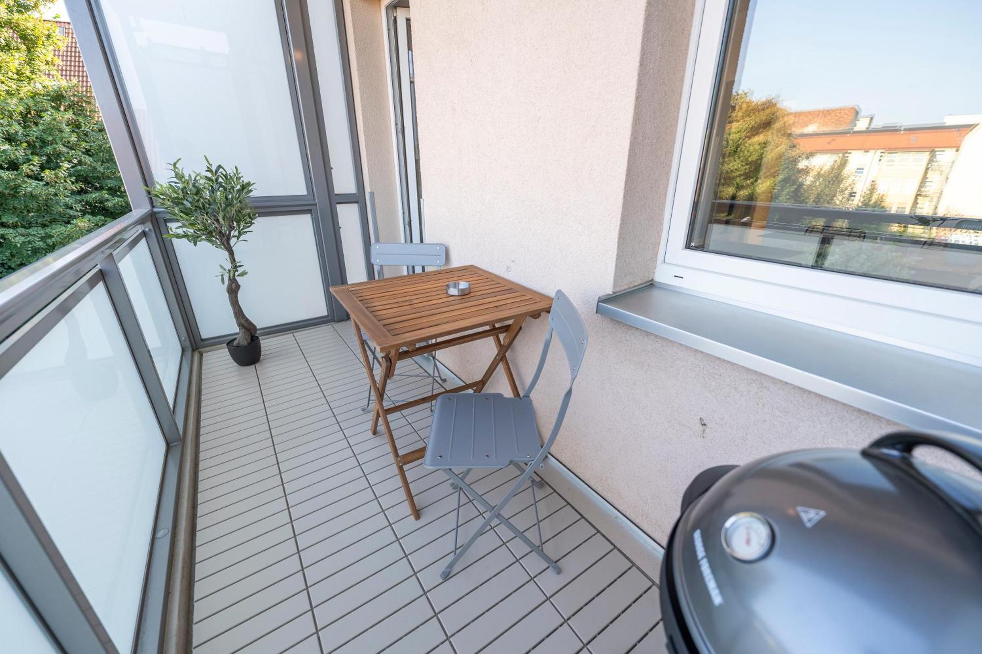 Rr - Central Apartment 80Qm - Balcony - Washer Magdeburg Bagian luar foto
